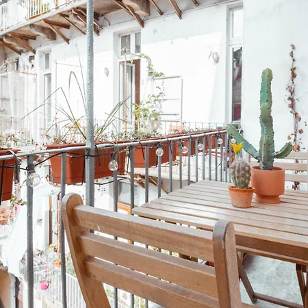 Mercanti Modern Flat - Balcony - Centro