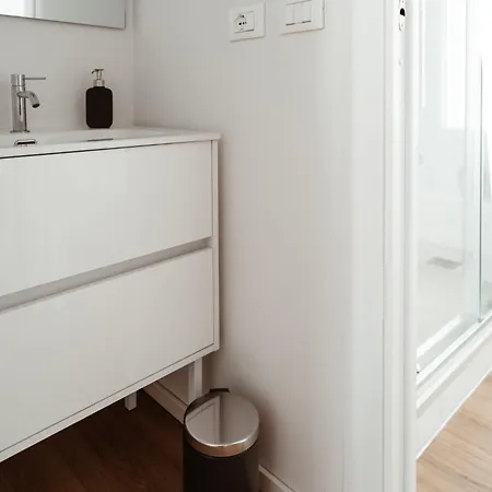 Mercanti Modern Flat - Balcony - Centro Apartment