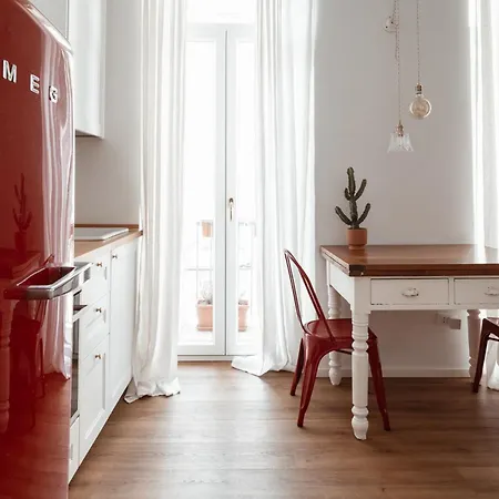 Mercanti Modern Flat - Balcony - Centro * Turin