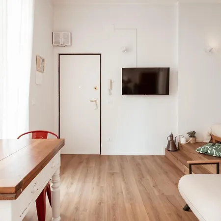 Mercanti Modern Flat - Balcony - Centro *