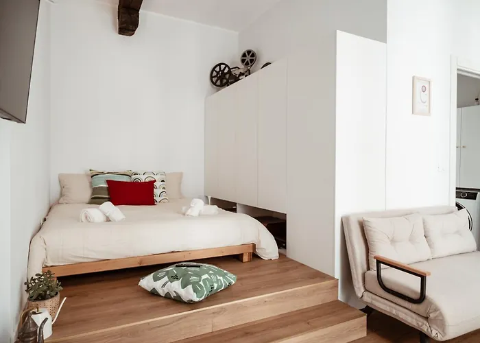 Mercanti Modern Flat - Balcony - Centro