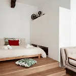 Mercanti Modern Flat - Balcony - Centro