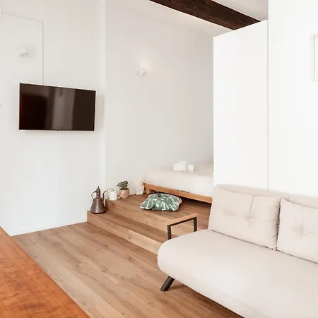 Apartment Mercanti Modern Flat - Balcony - Centro Turin