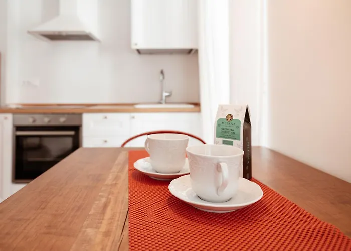 Mercanti Modern Flat - Balcony - Centro Apartment *