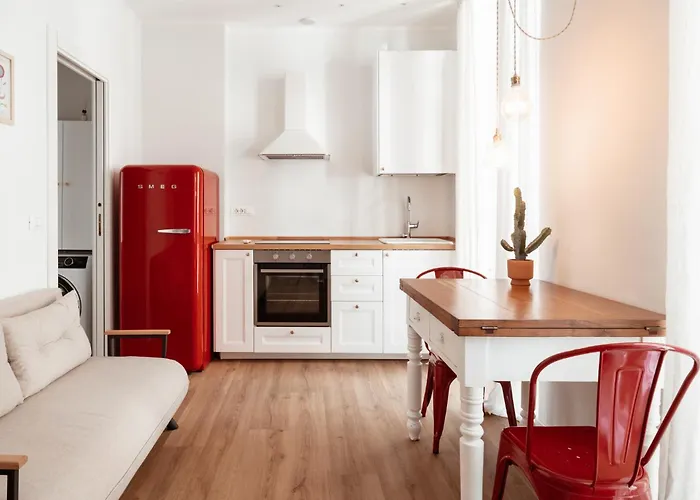 Apartment Mercanti Modern Flat - Balcony - Centro *
