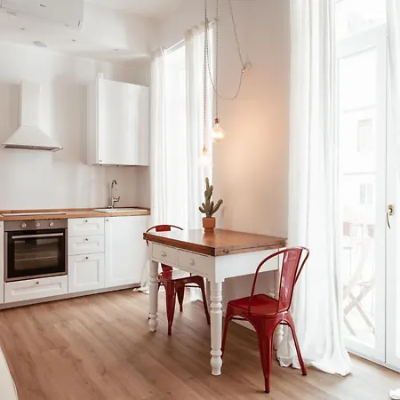 Mercanti Modern Flat - Balcony - Centro Turijn